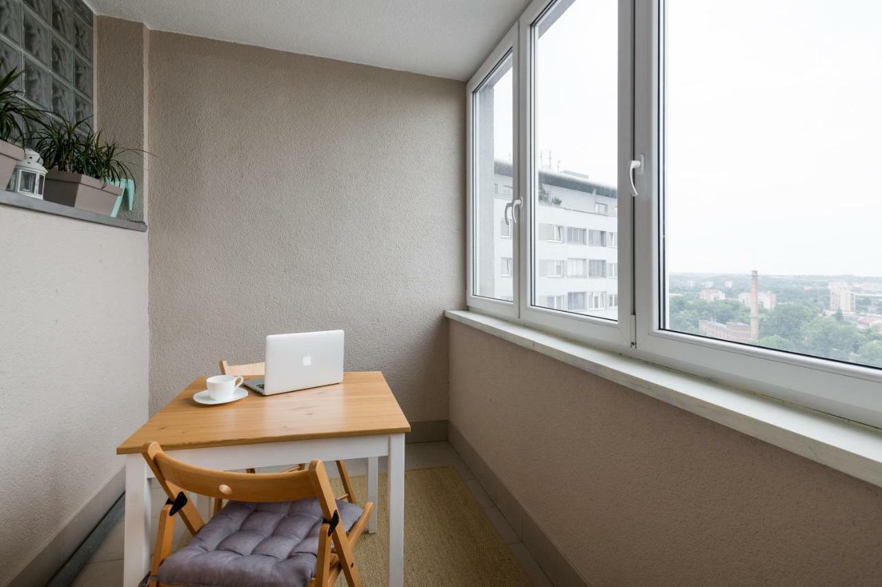 Sunny 1 Room Apartment With The View Over Cracow Красков Екстериор снимка